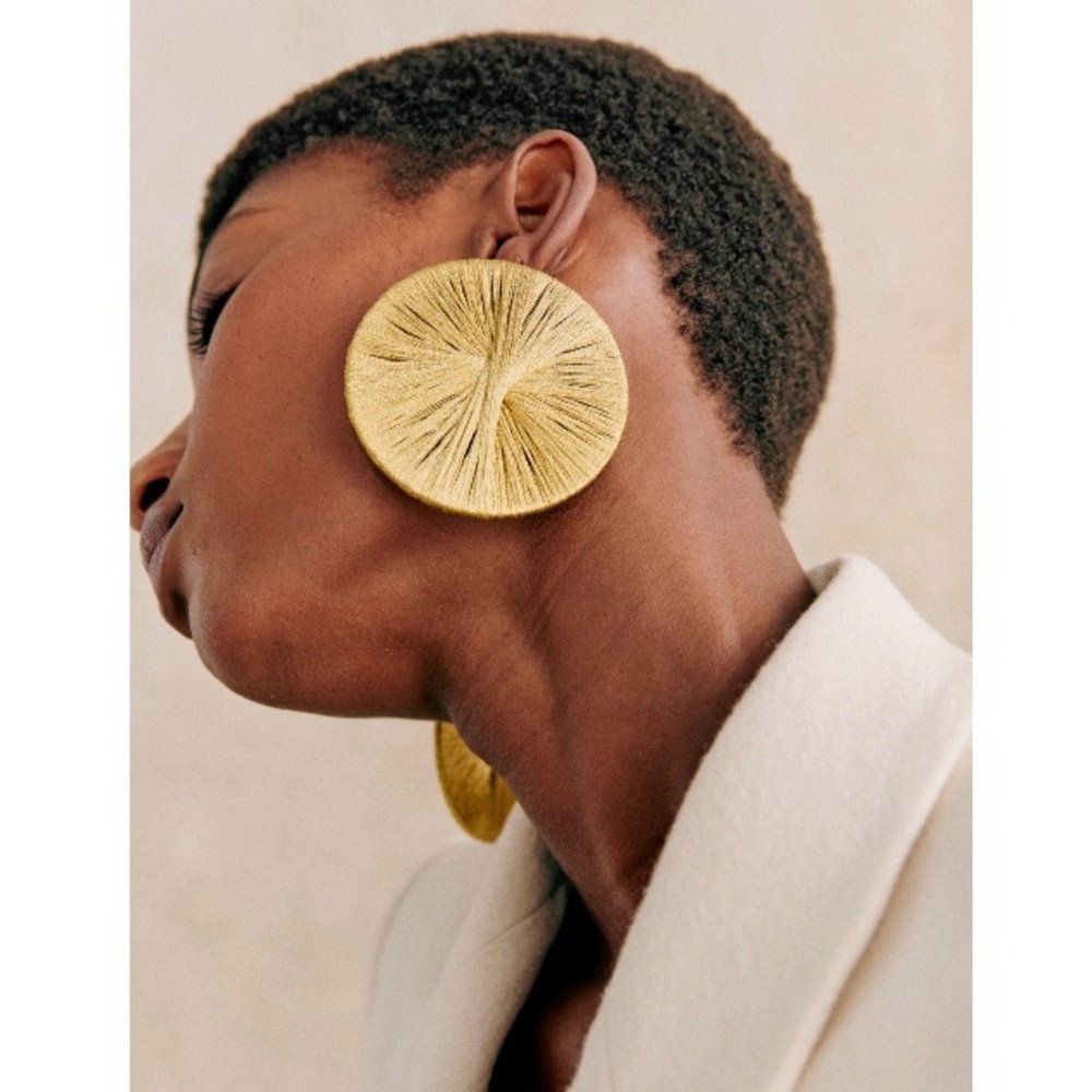 🌿|NWT| Sezane Diego Earrings in Gold - Picture 5 of 11